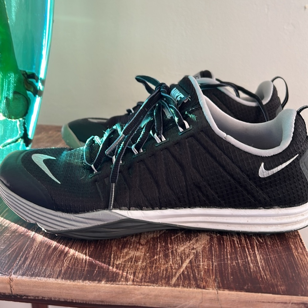 Nike Black Training Shoes - Picture 11 of 11